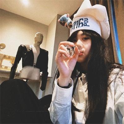 云扰天清不知意